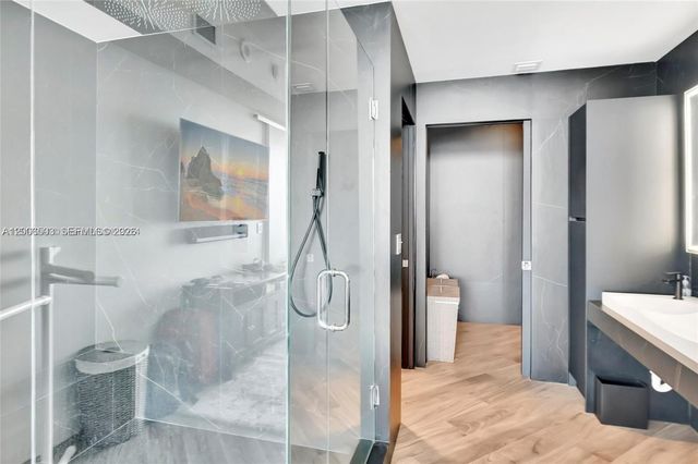 2020 N Bayshore Dr 3408, Miami, FL 33137