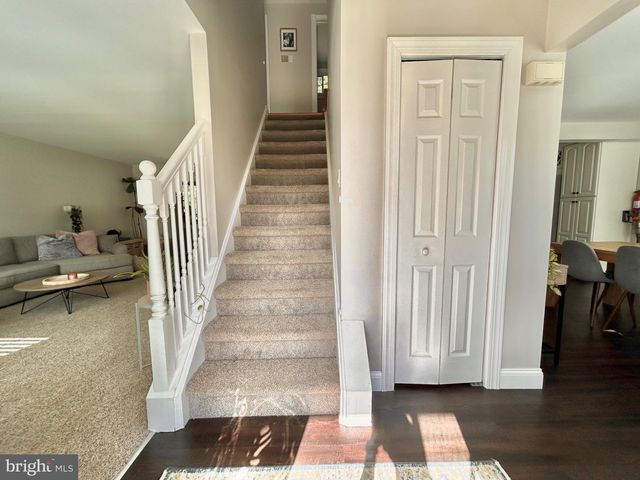 21 PRINCESS AVE, Marlton, NJ 08053