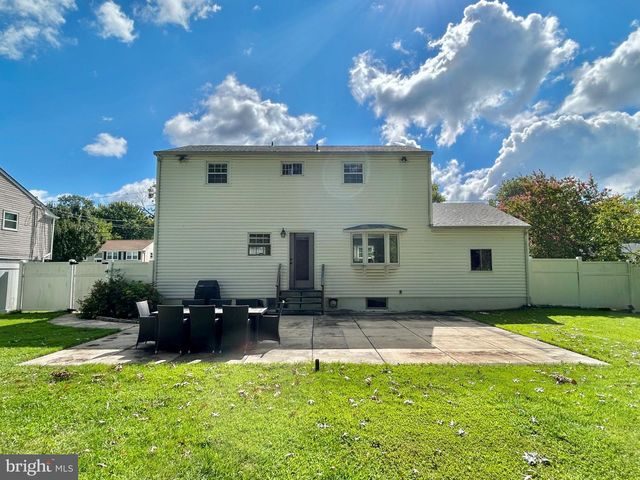 21 PRINCESS AVE, Marlton, NJ 08053