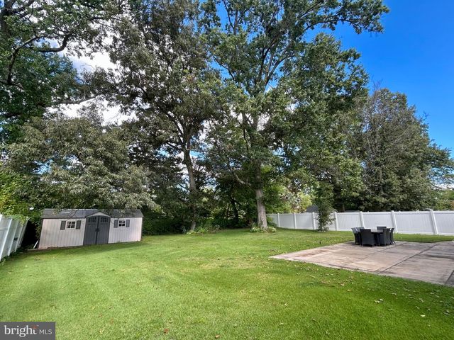 21 PRINCESS AVE, Marlton, NJ 08053