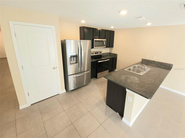 123 HICKORY COURSE RADIAL, Ocala, FL 34472