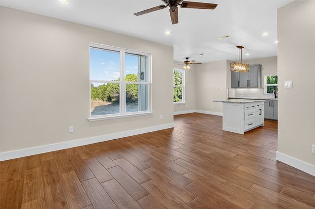 1613 Franklin Street, Weatherford, TX 76086