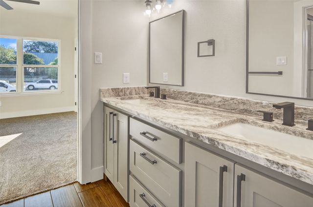 1613 Franklin Street, Weatherford, TX 76086