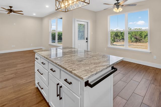 1613 Franklin Street, Weatherford, TX 76086