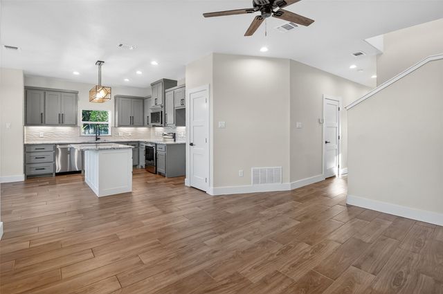 1613 Franklin Street, Weatherford, TX 76086