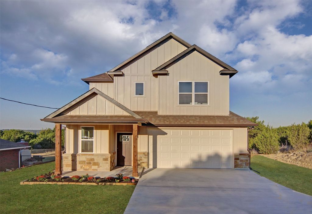 1613 Franklin Street, Weatherford, TX 76086