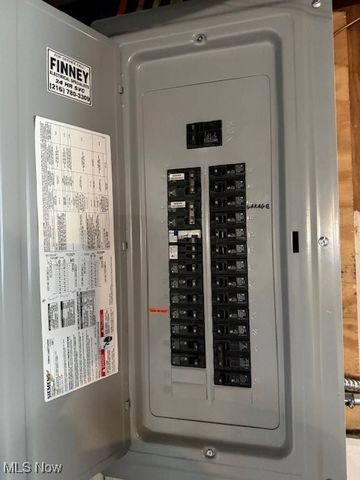 1443 Parkview Drive, Lyndhurst, OH 44124