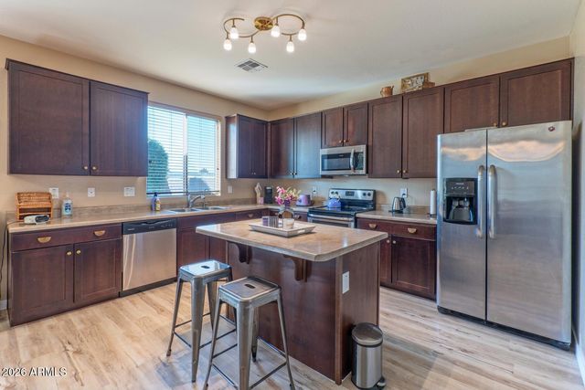 4715 W GELDING Drive, Glendale, AZ 85306