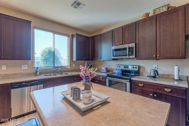 4715 W GELDING Drive, Glendale, AZ 85306