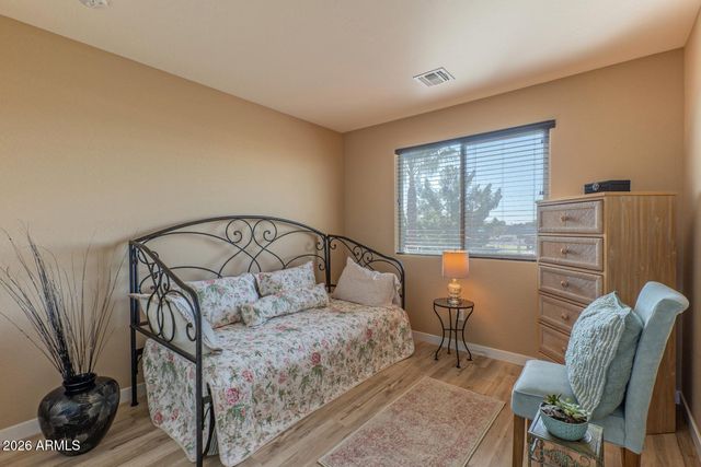 4715 W GELDING Drive, Glendale, AZ 85306