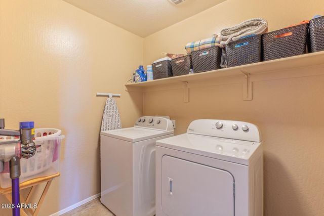 4715 W GELDING Drive, Glendale, AZ 85306