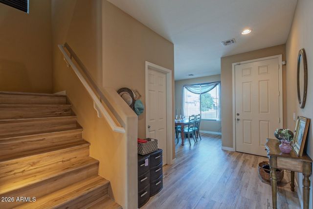 4715 W GELDING Drive, Glendale, AZ 85306