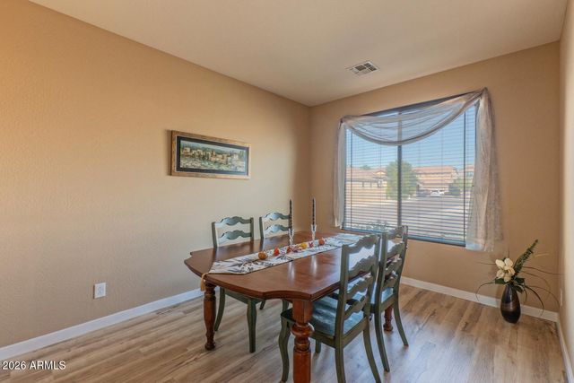 4715 W GELDING Drive, Glendale, AZ 85306