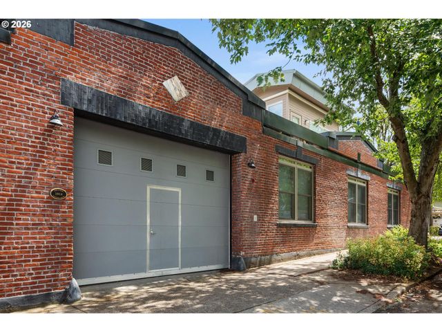 2769 Nw SAVIER St, Portland, OR 97210