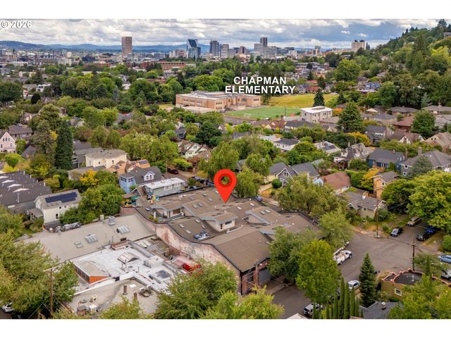 2769 Nw SAVIER St, Portland, OR 97210