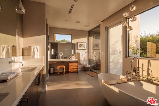 2316 Pelham Avenue, Los Angeles, CA 90064