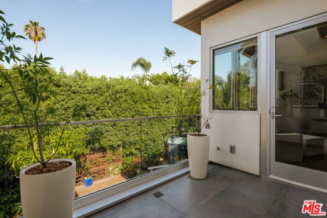 2316 Pelham Avenue, Los Angeles, CA 90064