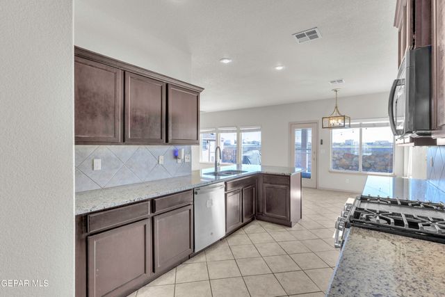 516 LICHFIELD Drive, El Paso, TX 79928