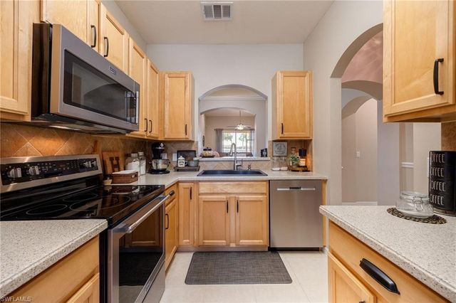 7900 Lake Sawgrass LOOP 4612, Fort Myers, FL 33907