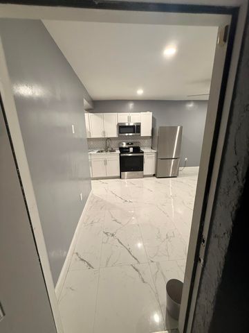 5170 NW 73RD Way, Lauderhill, FL 33319