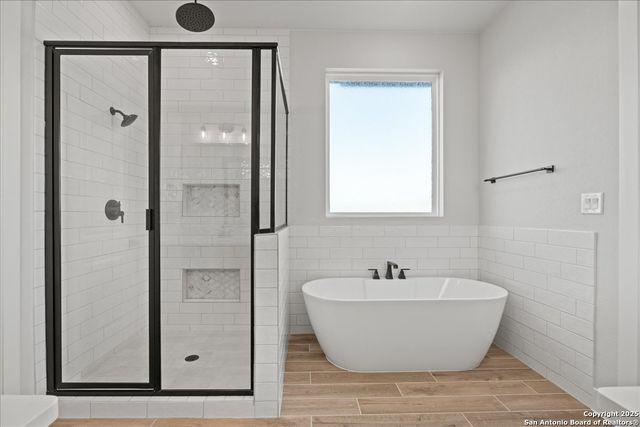 3715 Moru Oak Drive, Seguin, TX 78155