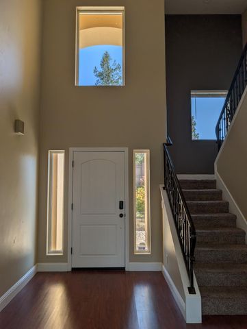 21895 One Fine Pl, Colfax, CA 95713