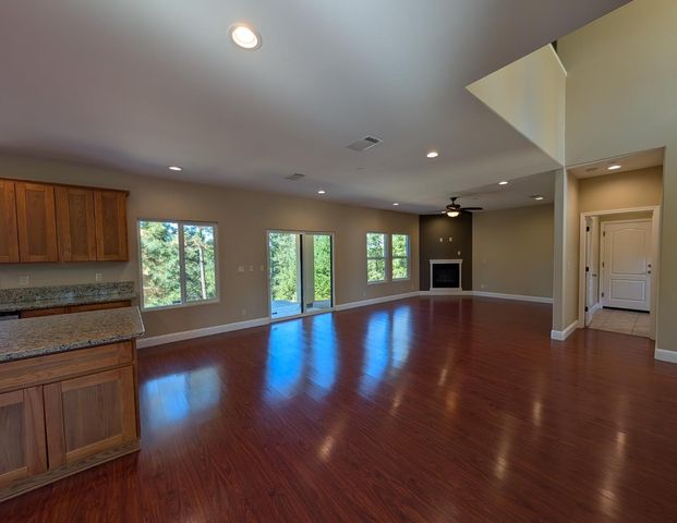 21895 One Fine Pl, Colfax, CA 95713