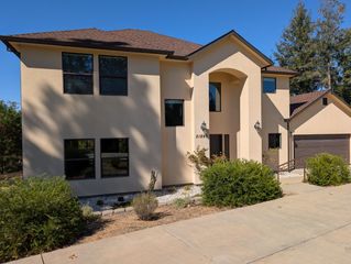 21895 One Fine Pl, Colfax, CA 95713