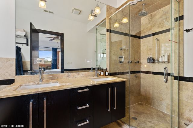 1842 N DAMEN Avenue 2N, Chicago, IL 60622