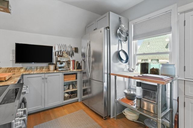 59 Essex Street, Lynn, MA 01902