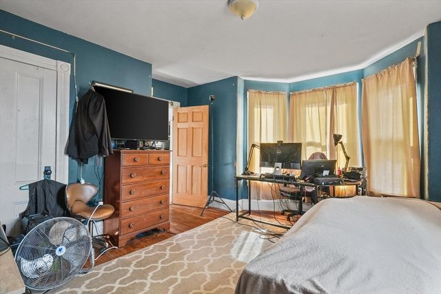 59 Essex Street, Lynn, MA 01902