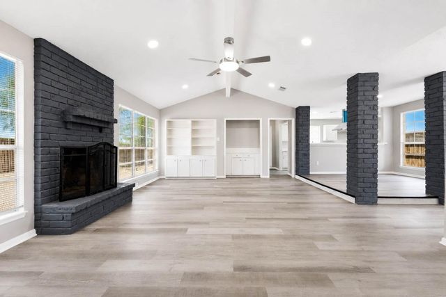 15811 Pathfield Drive, Houston, TX 77084