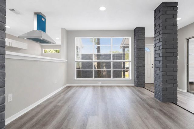 15811 Pathfield Drive, Houston, TX 77084