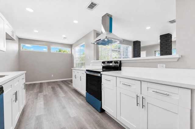 15811 Pathfield Drive, Houston, TX 77084