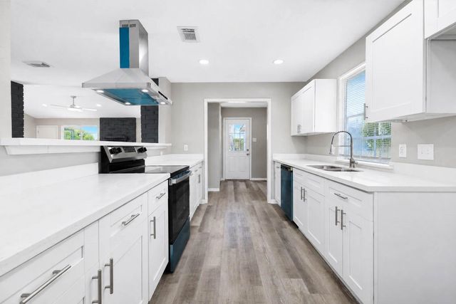 15811 Pathfield Drive, Houston, TX 77084
