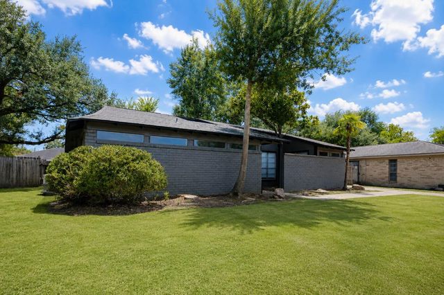 15811 Pathfield Drive, Houston, TX 77084