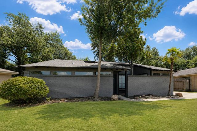 15811 Pathfield Drive, Houston, TX 77084