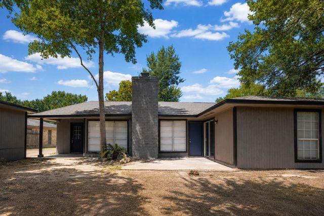 15811 Pathfield Drive, Houston, TX 77084