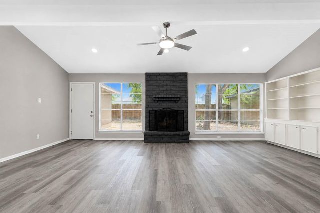 15811 Pathfield Drive, Houston, TX 77084