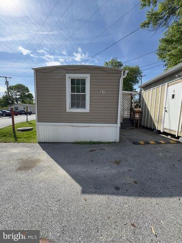 41 DILLAN DR, Malvern, PA 19355