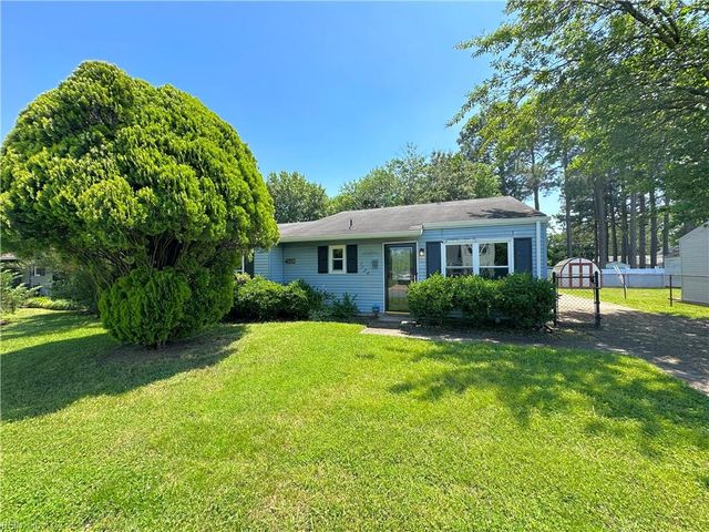 1124 Thisdell LN, Newport News, VA 23607