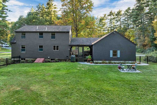 16 French Court, Merrimack, NH 03054