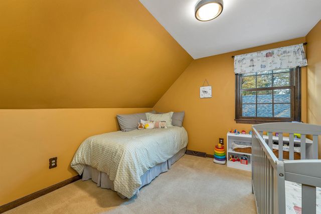 16 French Court, Merrimack, NH 03054