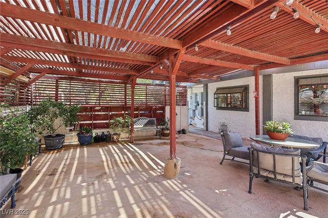 55 Siddall Avenue, Las Vegas, NV 89183