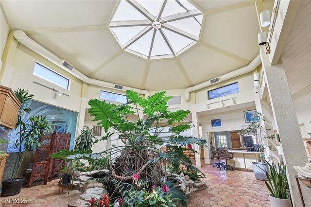 55 Siddall Avenue, Las Vegas, NV 89183