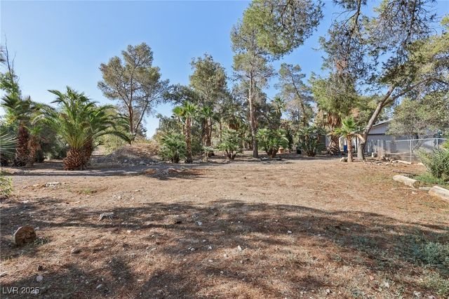 55 Siddall Avenue, Las Vegas, NV 89183