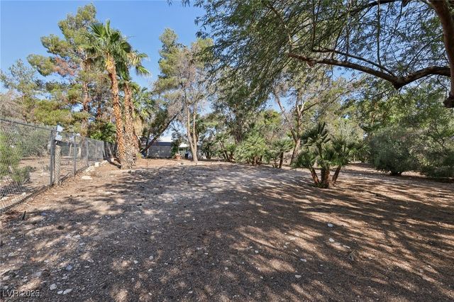 55 Siddall Avenue, Las Vegas, NV 89183