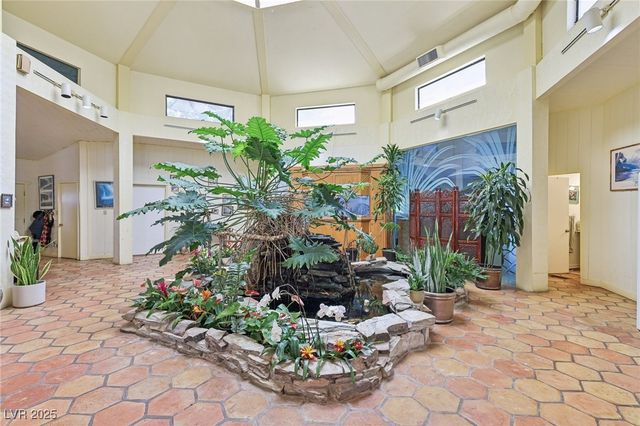 55 Siddall Avenue, Las Vegas, NV 89183