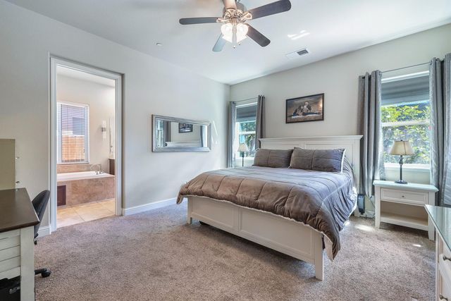 5796 N San Miguel Avenue, Fresno, CA 93723