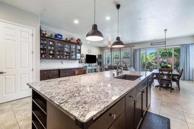 5796 N San Miguel Avenue, Fresno, CA 93723